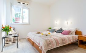 Lily'S Apartments